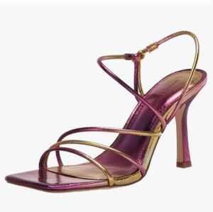 Marc Fisher NWT Size 7 sandals